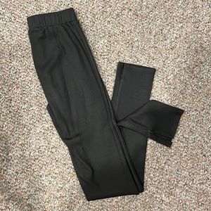 Brooklyn Karma Ribbed Leggings